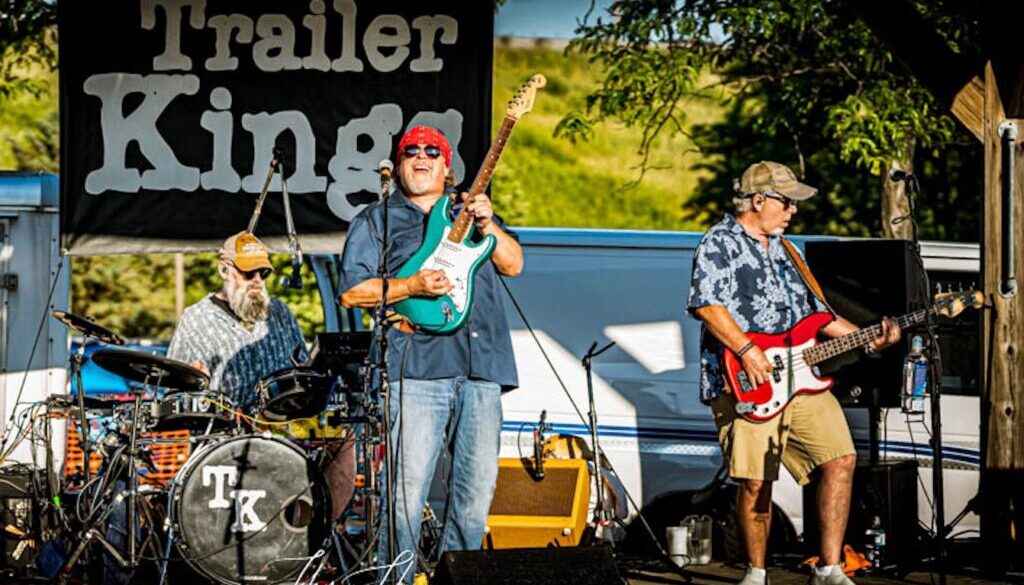 Trailer Kings @Full Moon Paddle on Lake Wingra 8-10pm